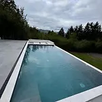 Ajlin Luxury Oasis Heaven Villa