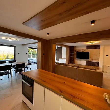 Ajlin Luxury Oasis Heaven Villa