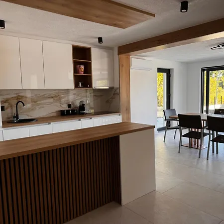 Ajlin Luxury Oasis Heaven Villa