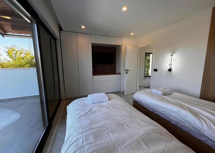 Ajlin Luxury Oasis Heaven וילה *