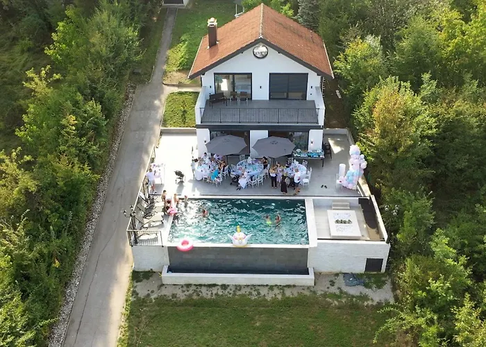 Ajlin Luxury Oasis Heaven וילה